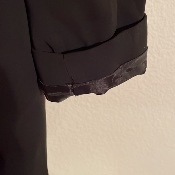 Forever 21 Black Blazer - Picture 5 of 8